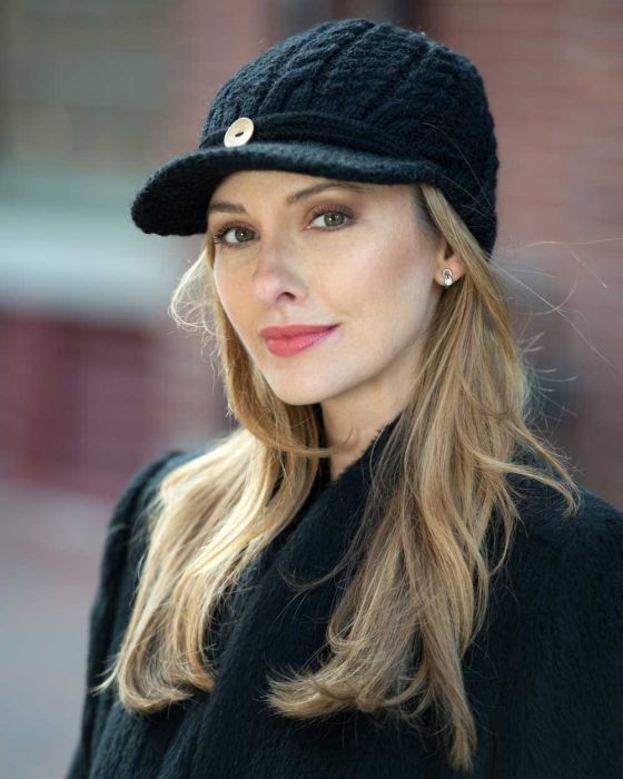 100% ALPACA TRENZA BUTTON CAP