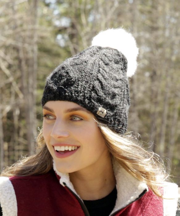 POM-POM CABLE ALPACA HAT