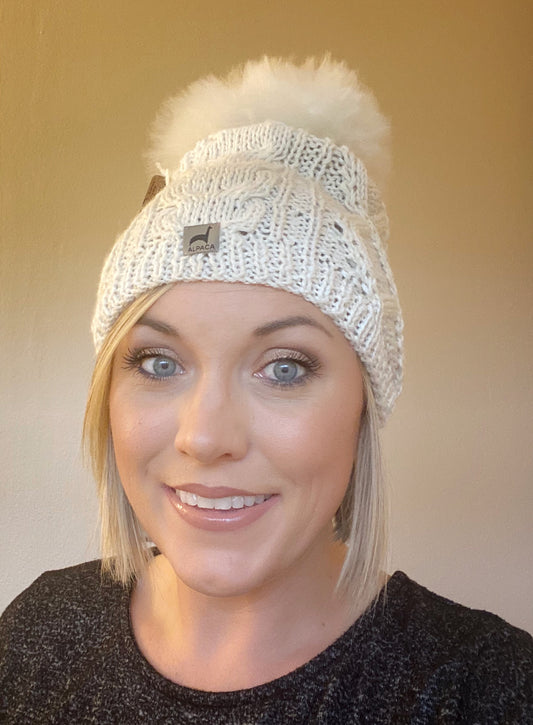 POM-POM CABLE ALPACA HAT